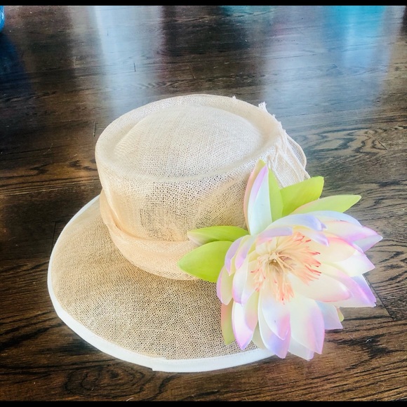Formal hat perfect for tea party, Kentucky Derby, wedding or church! - Picture 3 of 3
